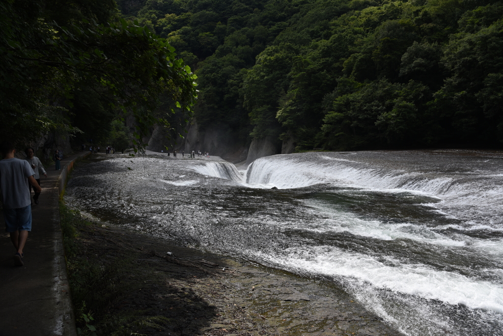 滝巡り（吹き割の滝２）