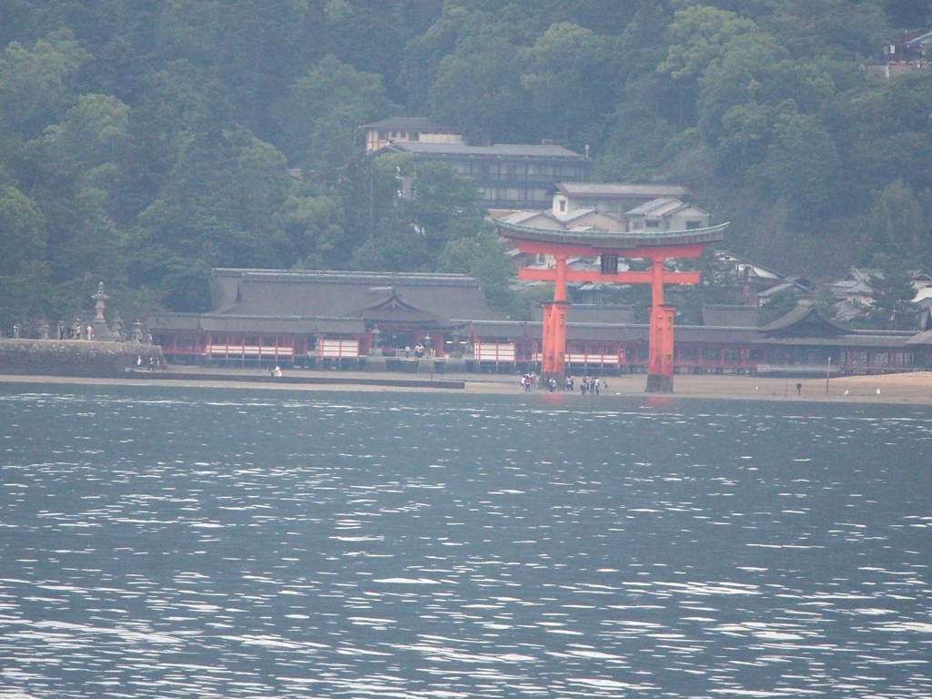 厳島神社