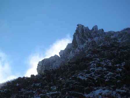 日光白根山冠雪