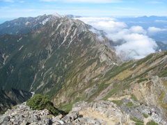 鹿島槍から白馬三山を望む１