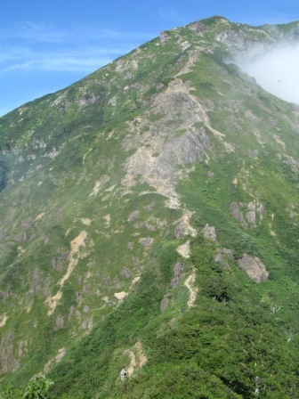 ラクダのコル、ザンゲ岩を望む