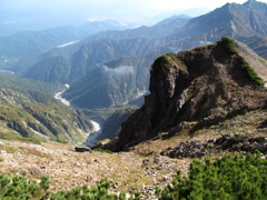 鹿島槍下流を望む