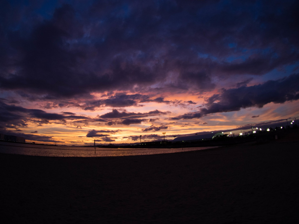 人工浜の夕焼け