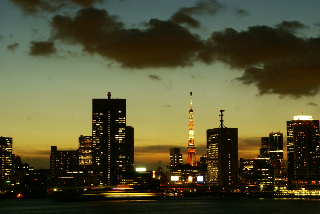 夕焼け東京タワー