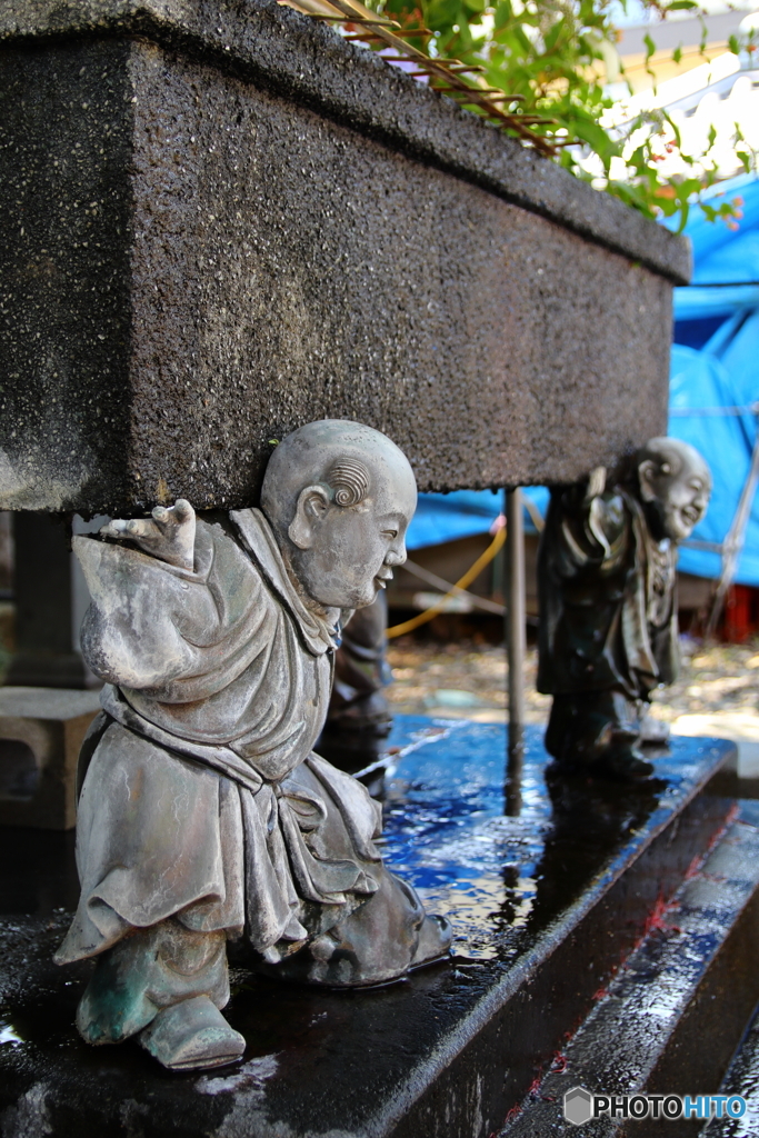 西新井大師　手水舎