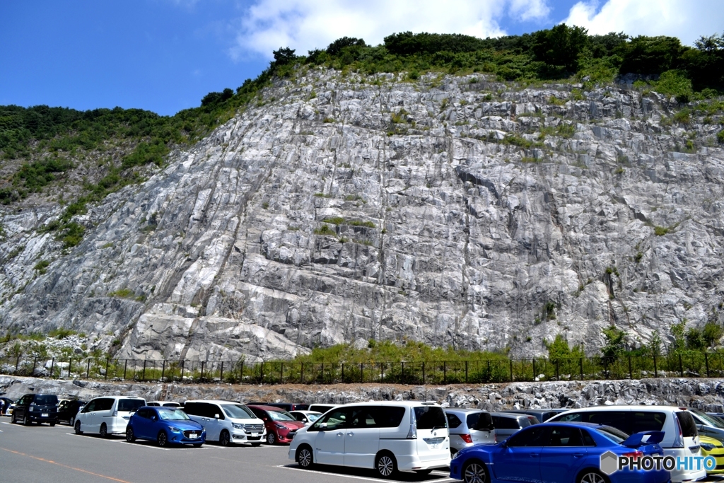 あぶくま高原の石掘削跡