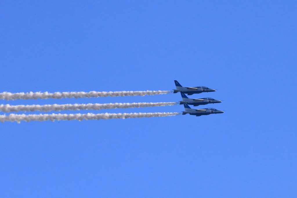 入間基地航空祭2017 ブルーインパルス展示飛行(第1区分)(33)