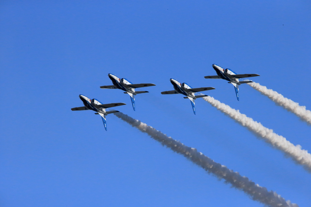 入間基地航空祭2017 ブルーインパルス展示飛行(第1区分)(30)