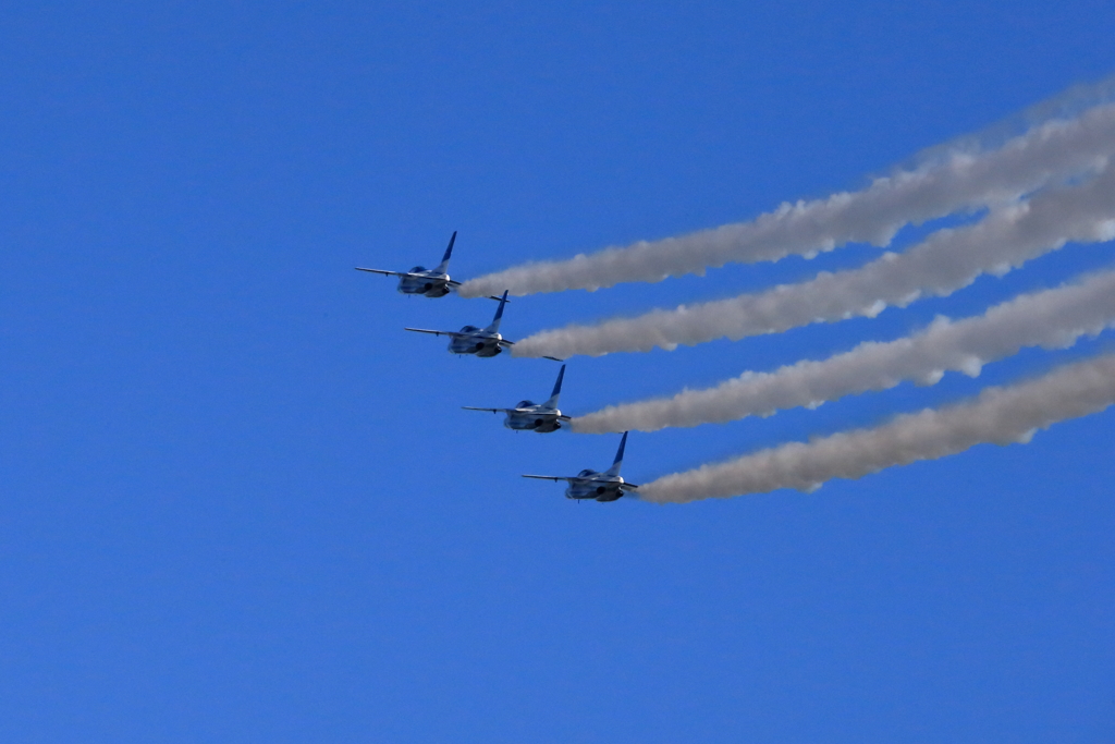 入閒航空祭2017　ブルーインパルス展示飛行(第1区分)(20)