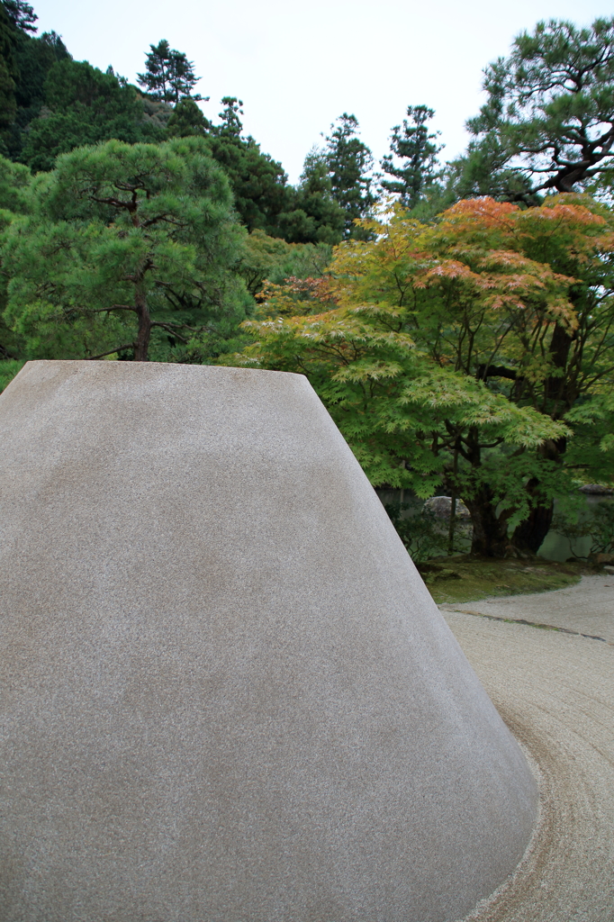 慈照寺(銀閣寺)の向月台