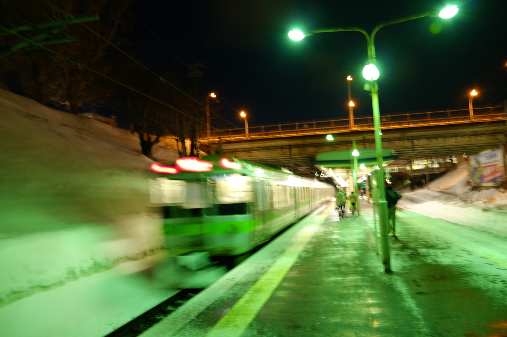 南小樽駅のプラットホーム