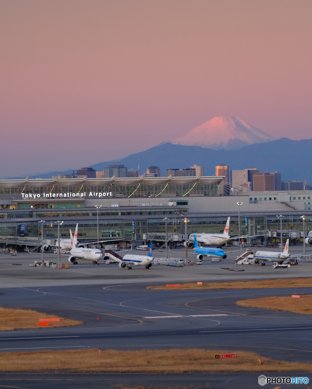 羽田からの染まる富士