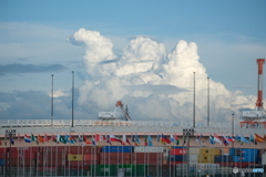 夢洲の空
