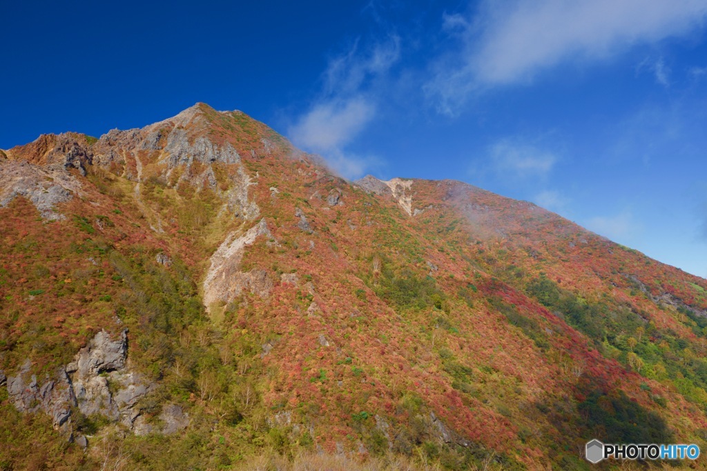 色づく朝日岳