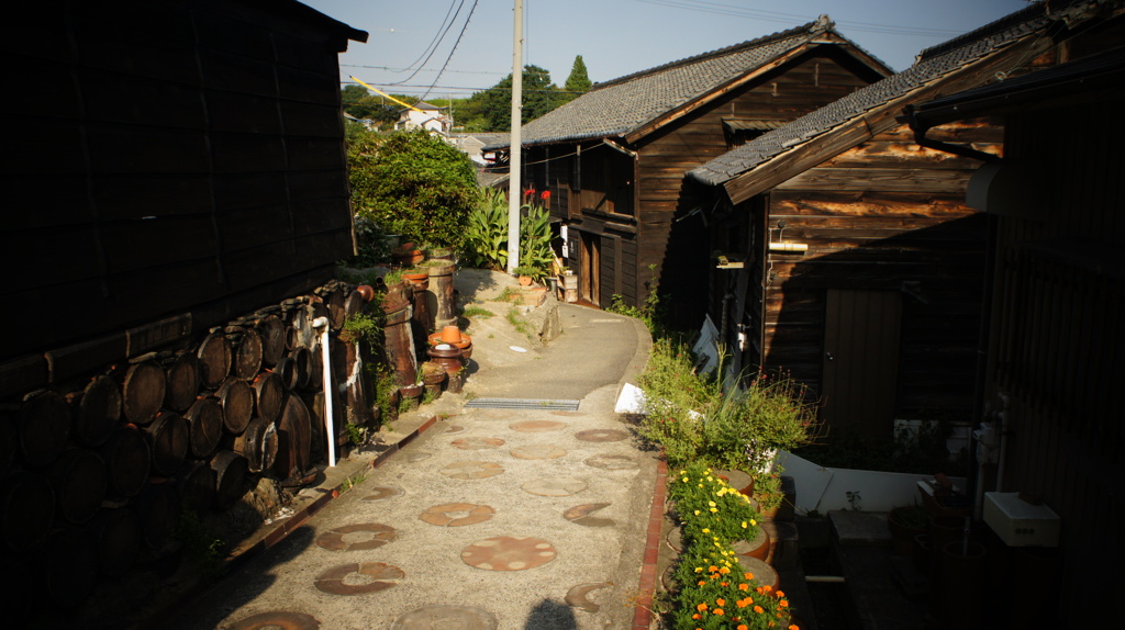 焼き物の町