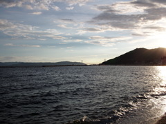 遠目の明石海峡