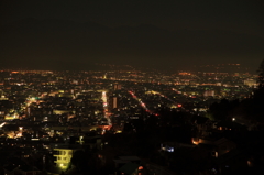 愛宕山こどもの国からの夜景　６
