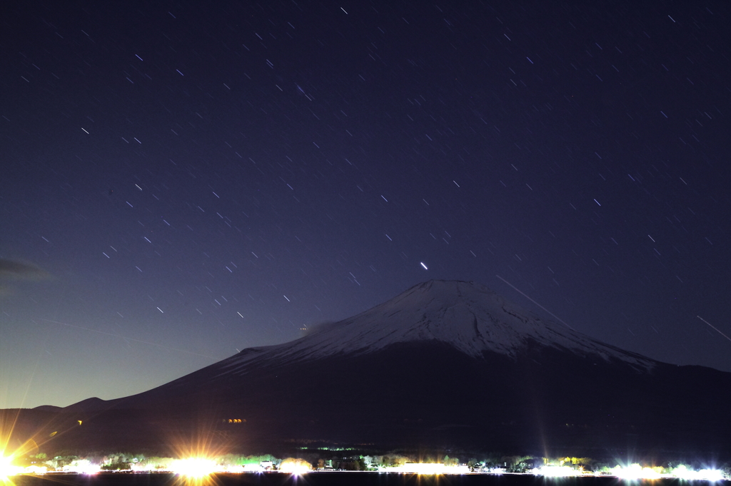 星と富士山