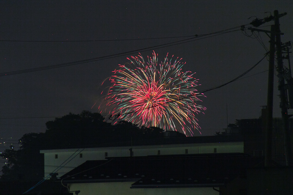 岡谷市から見たサマーナイトフェスティバルの花火