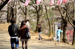 カップルと子供達