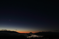 朝焼けの富士山