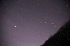 流星と星空
