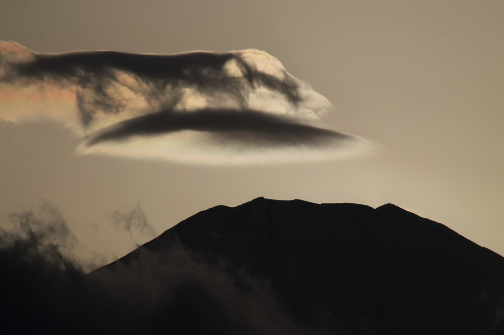 笠雲と富士山