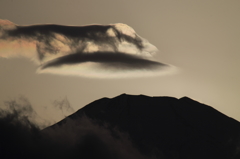 笠雲と富士山