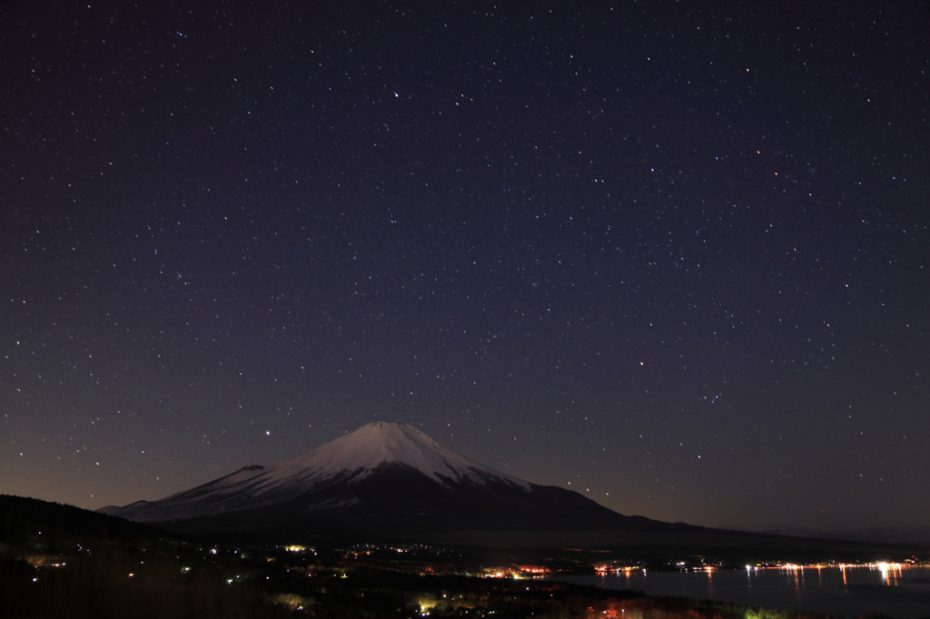 富士山と流星