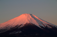 朝焼けの富士山