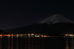 富士河口湖町から見る富士山　３