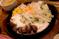 やわころステーキ　たっぷり＆とろ～りチーズ　
