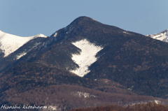 なぜ、ここだけ雪残る？？？