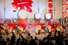 岡谷太鼓　～300人の揃い打ち～
