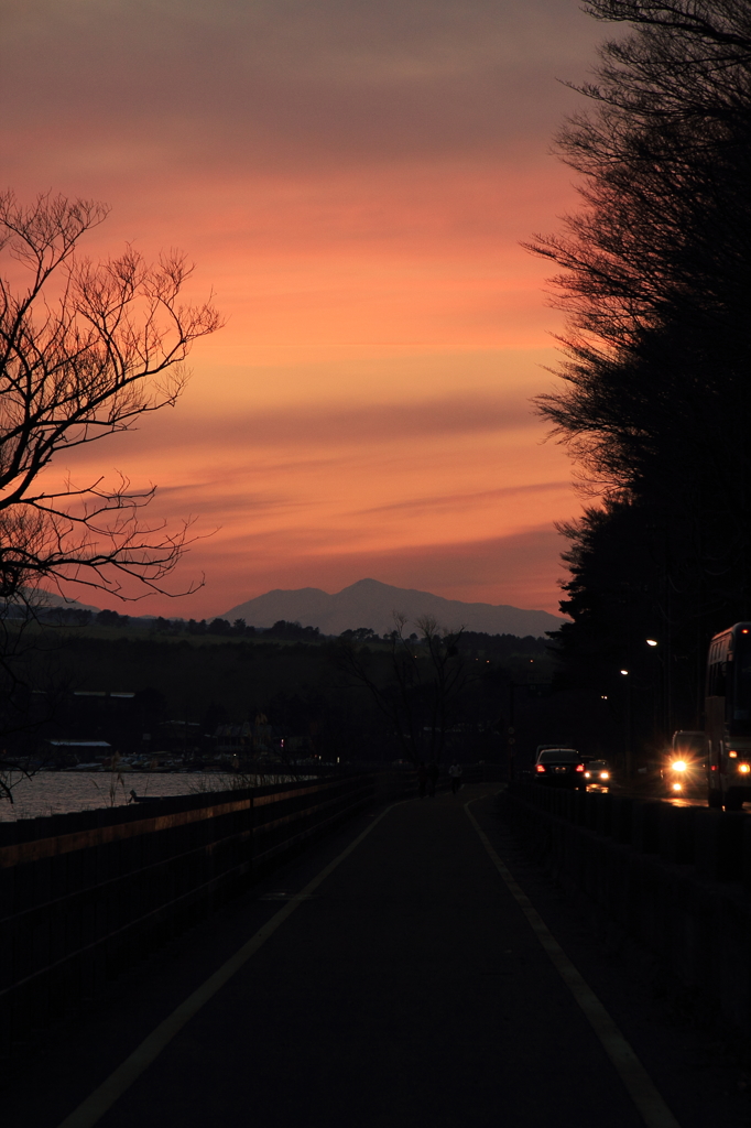 山中湖湖畔からの夕景