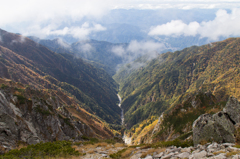 山と山の境