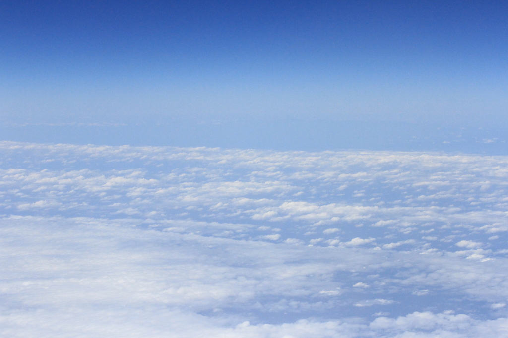 雲の上の空