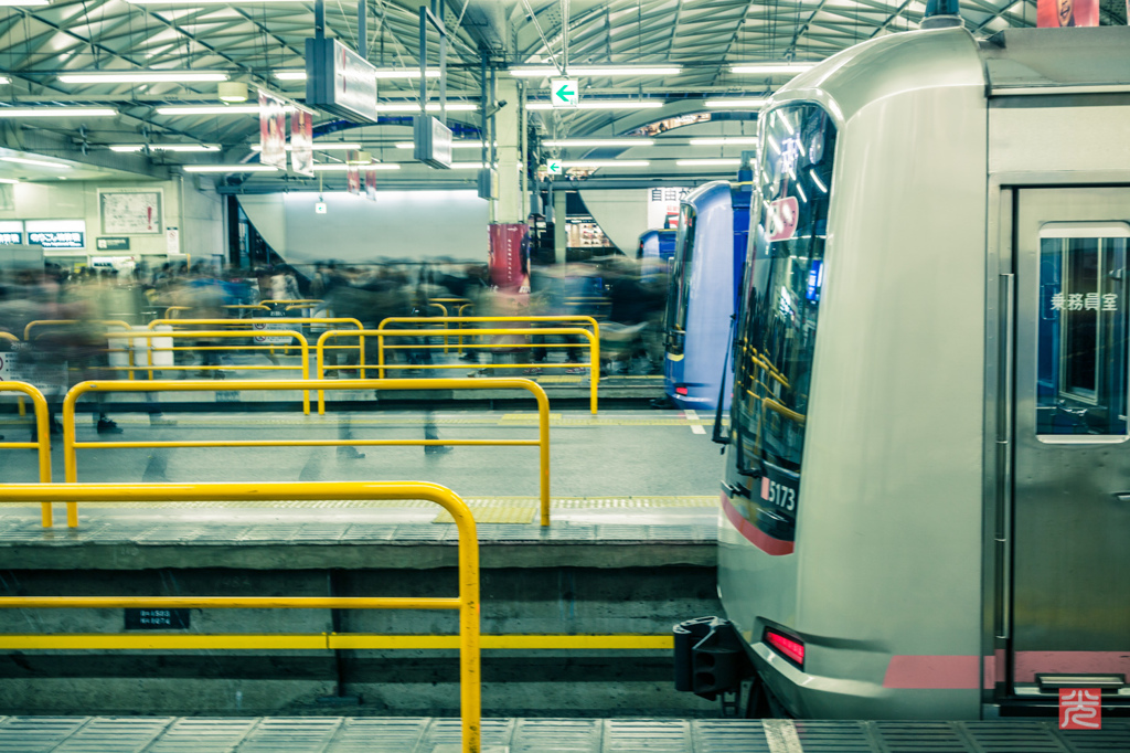 Tokyo Flow（東横線渋谷駅）