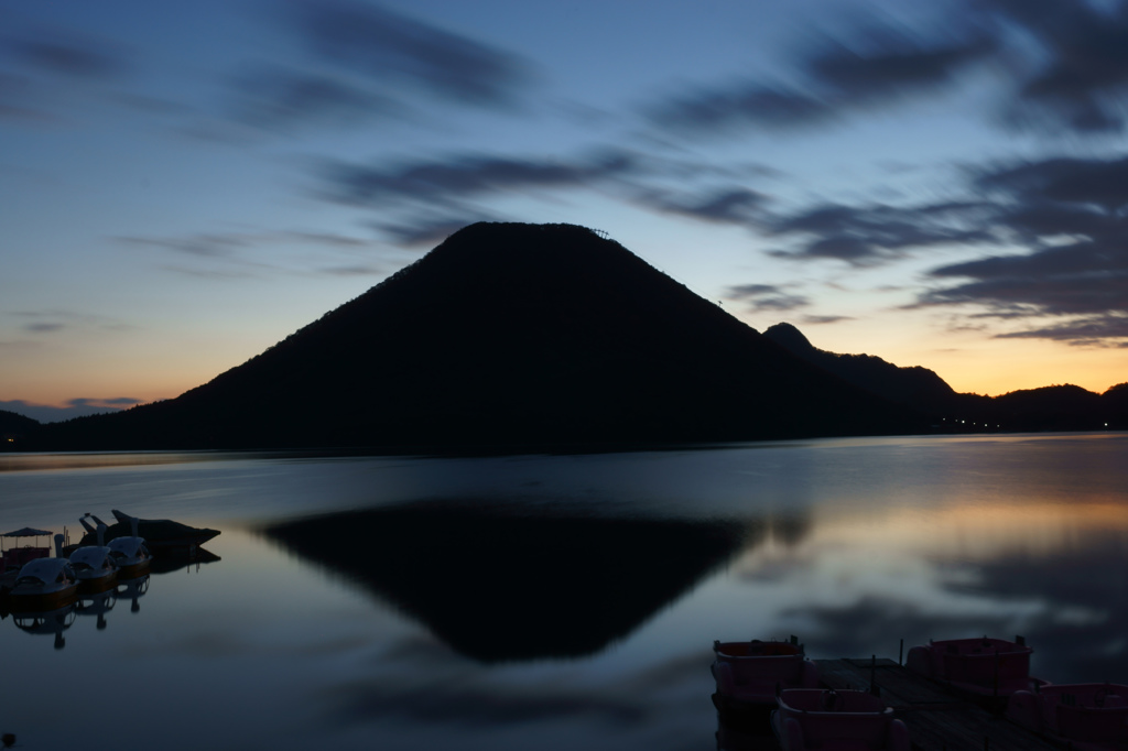 榛名富士の夜明け
