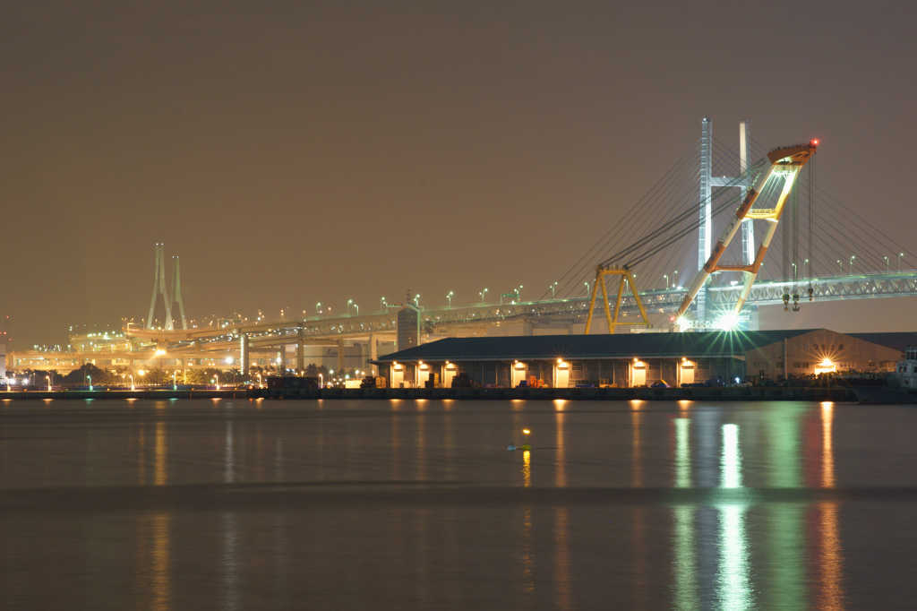 ブリッジの明かり
