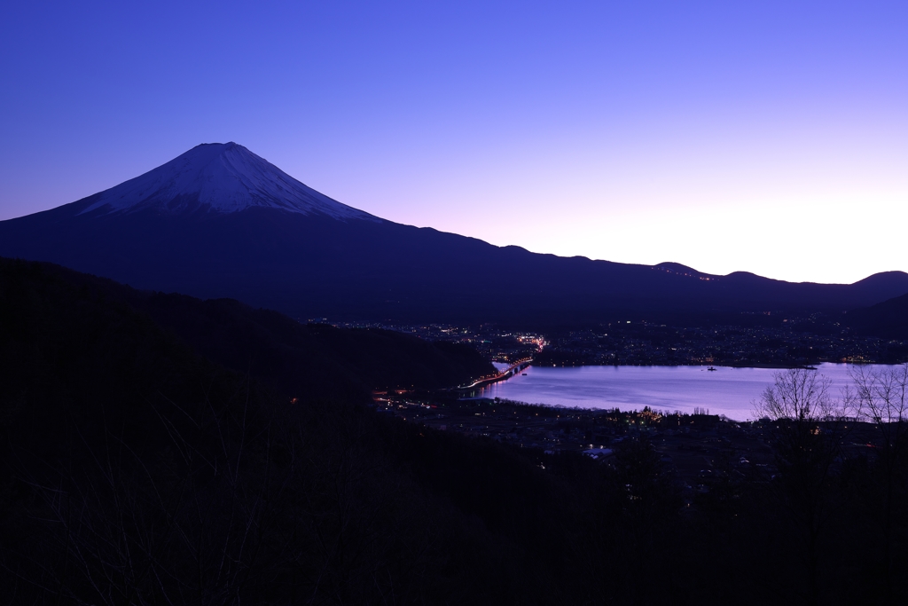 染まり行く富士山