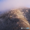 輝く山