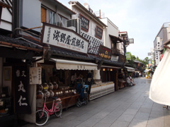 帝釈天参道の老舗群