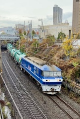 タキ牽引の貨物列車