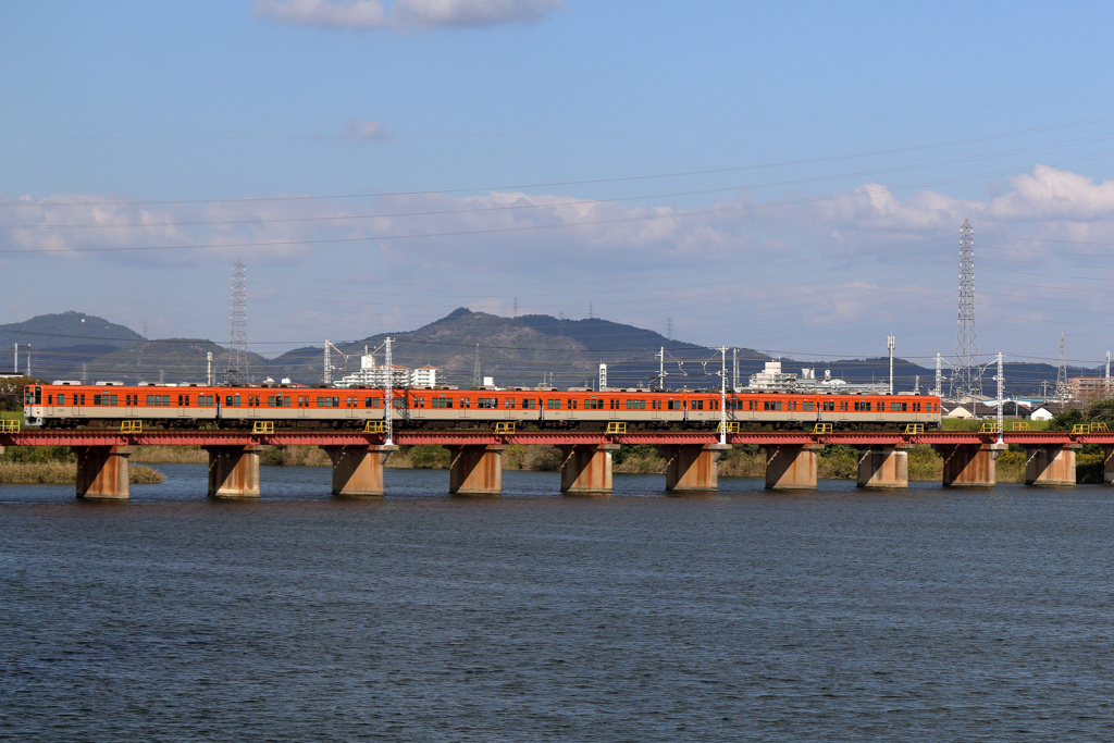 山陽電鉄加古川橋梁の阪神電車