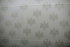 雲母摺り輝く唐紙襖