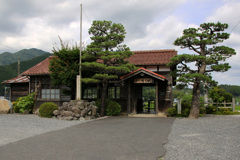 因美線美作滝尾駅
