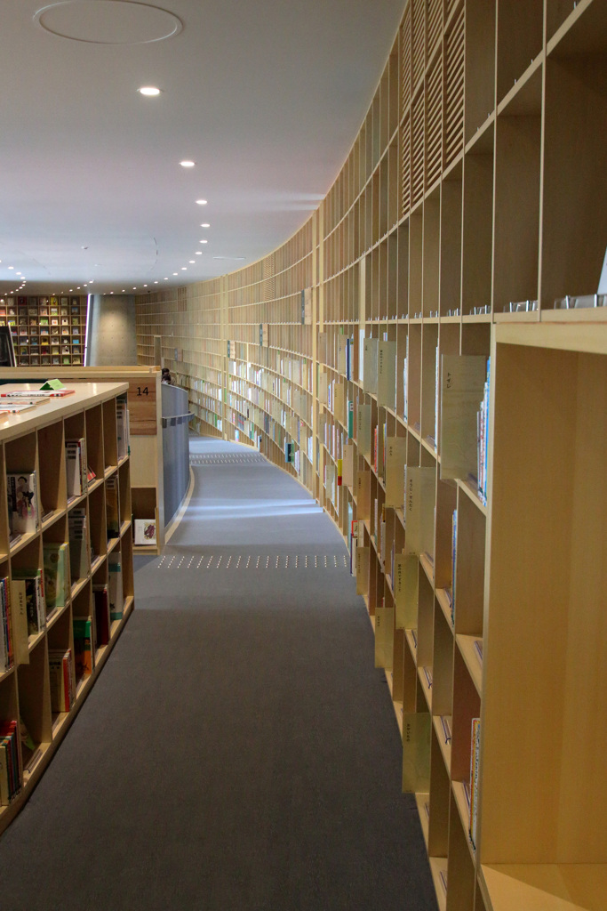 本をひらく、世界がひらく。