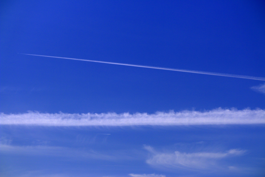 Airplane Cloud Contrail