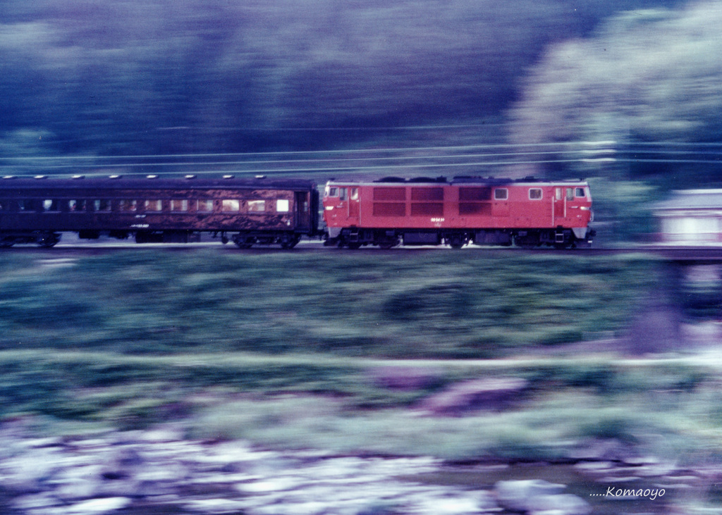 早朝通勤列車